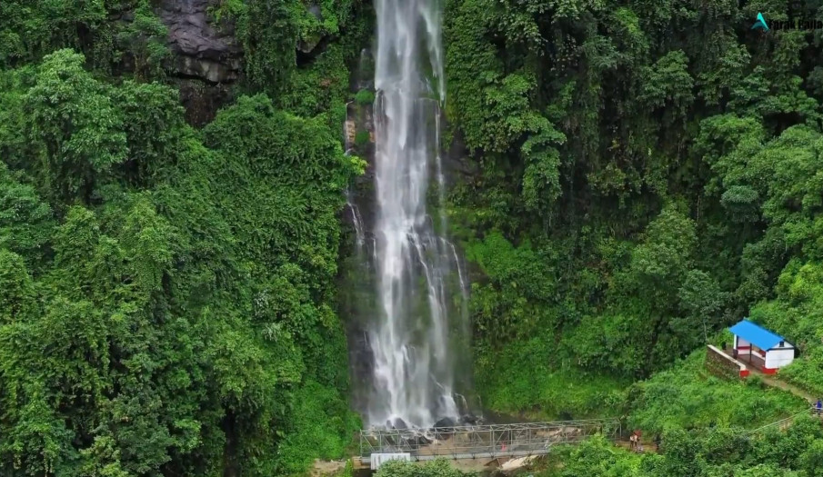 ह्यात्रुङ्ग झरनाः फेदाप, तेह्रथुम